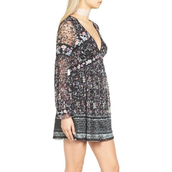 FREE PEOPLE New Cherry Blossom Mini DRESS Boho πHPπ - Picture 3 of 13